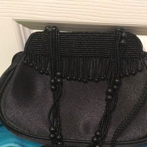 LeRegale beaded cocktail purse like new, black